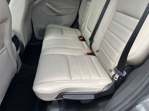 Used 2019 Ford Escape SEL AWD/4WD image 14