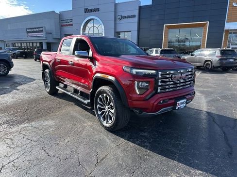 Used 2024 GMC Canyon Denali image 1