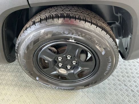 Used 2020 Jeep Renegade Sport w/ UConnect 7.0 Group image 33