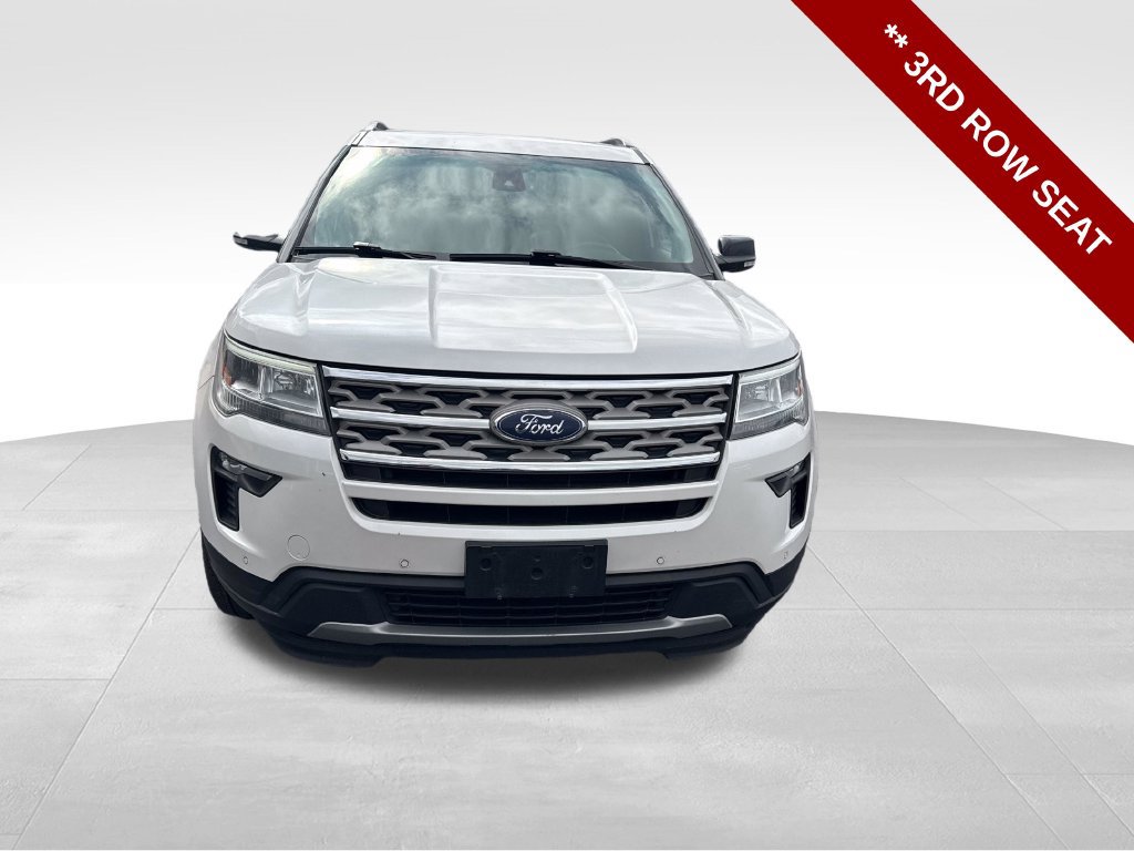 Used 2018 Ford Explorer XLT w/ Equipment Group 202A AWD/4WD image 10