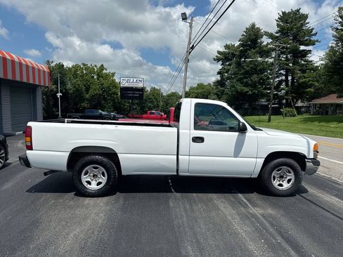Used 2002 GMC Sierra 1500 2WD Regular Cab image 6