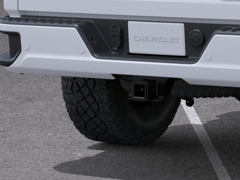 New 2026 Chevrolet Silverado 2500 ZR2 AWD/4WD image 14