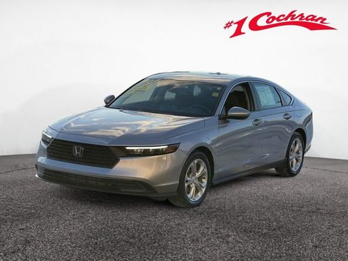 Certified 2023 Honda Accord LX image 24