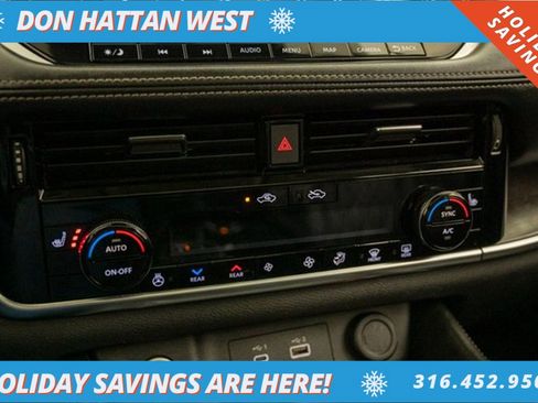 Used 2022 Nissan Rogue Platinum w/ Head-Up Display Package image 10