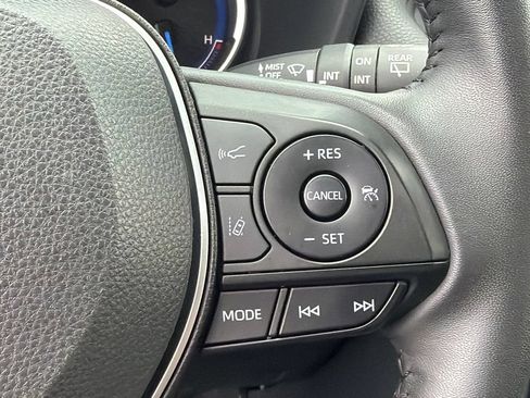 Used 2022 Toyota RAV4 XSE AWD/4WD image 26