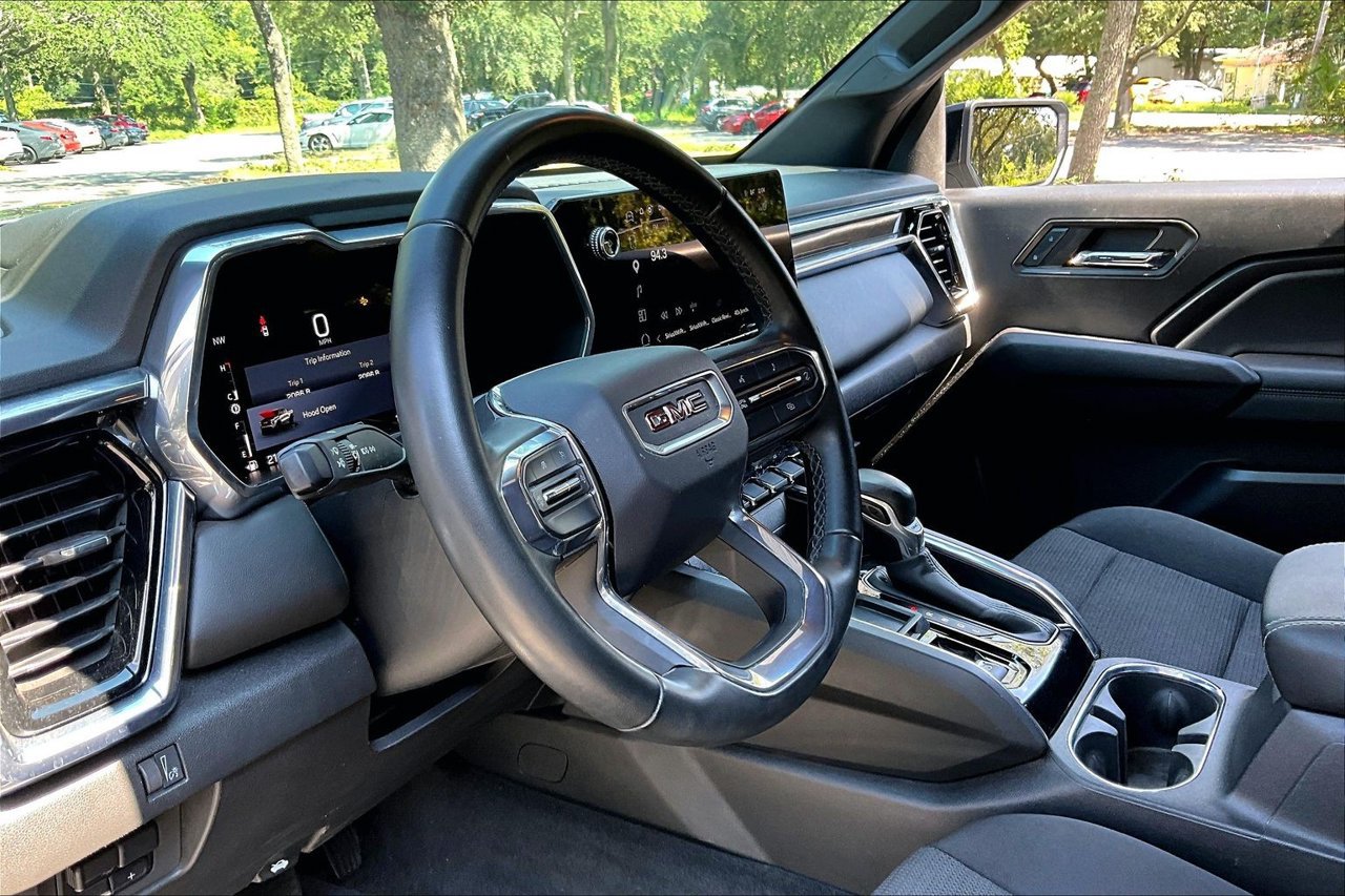 Used 2023 GMC Canyon Elevation w/ Convenience Package RWD image 14