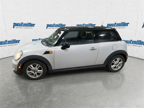 Used 2013 MINI Cooper Hardtop image 6