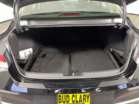 Used 2024 Hyundai Elantra SE image 22