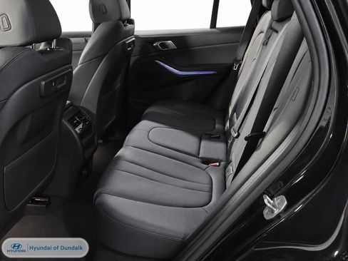 Used 2021 BMW X5 xDrive40i AWD/4WD image 12