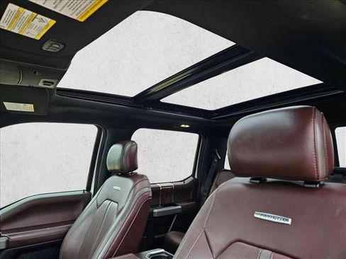 Used 2016 Ford F150 Platinum w/ Equipment Group 701A Luxury image 16