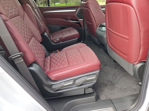 New 2026 Cadillac Escalade Luxury image 10