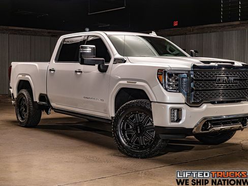 Used 2022 GMC Sierra 2500 Denali w/ Denali Ultimate Package AWD/4WD image 1