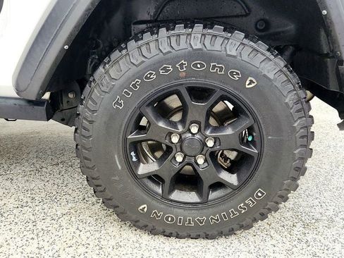 Used 2021 Jeep Wrangler Sport image 9