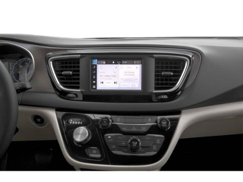 Certified 2023 Chrysler Voyager LX FWD image 9