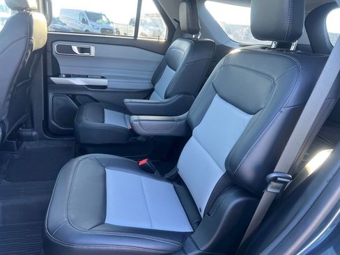 Used 2023 Ford Explorer XLT w/ Equipment Group 202A image 23
