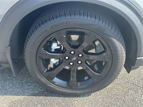 Used 2024 Ford Explorer ST-Line w/ Class IV Trailer Tow Package image 12