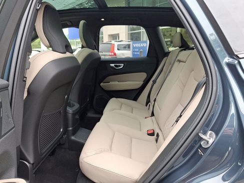 Certified 2026 Volvo XC60 T8 Plus w/ Climate Package AWD/4WD image 10