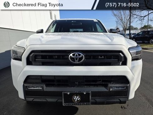 Used 2025 Toyota 4Runner SR5 image 12
