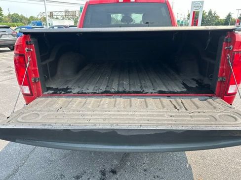 Used 2017 RAM 1500 Express RWD image 13