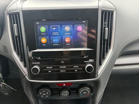 Used 2019 Subaru Crosstrek 2.0i Premium image 11