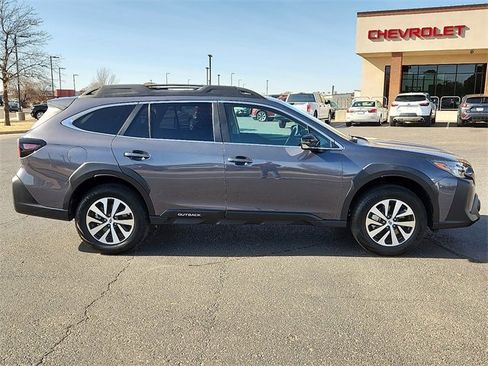 Certified 2025 Subaru Outback Premium w/ Popular Package #1A image 5