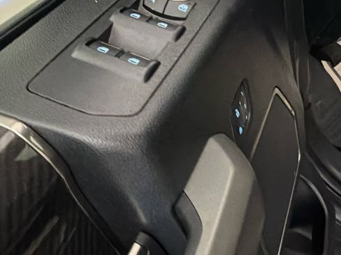 Used 2018 Ford F150 Raptor w/ Equipment Group 802A Luxury AWD/4WD image 23