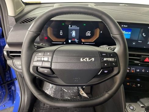 New 2026 Kia Sportage EX w/ EX Panorama Roof Package image 19