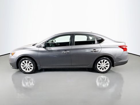 Used 2019 Nissan Sentra SV FWD image 4