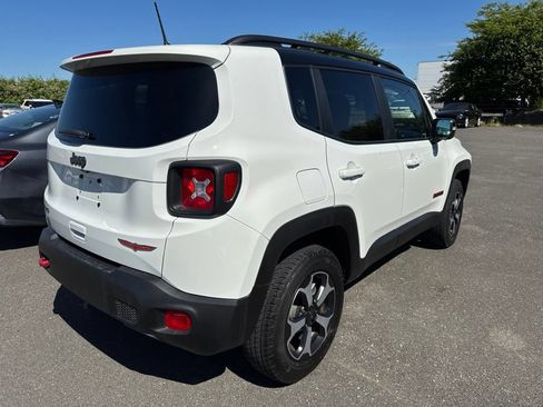 Used 2022 Jeep Renegade Trailhawk AWD/4WD image 4