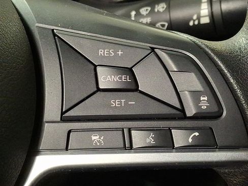 Used 2024 Nissan Sentra SV FWD image 20
