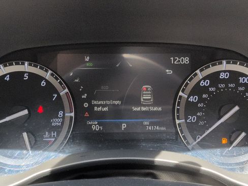 Used 2020 Toyota Highlander Limited FWD image 29