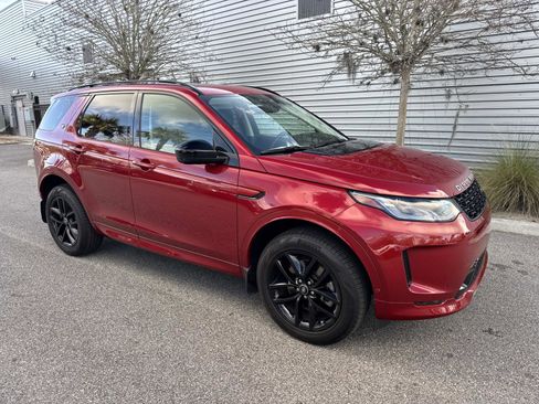 Certified 2025 Land Rover Discovery Sport S image 4