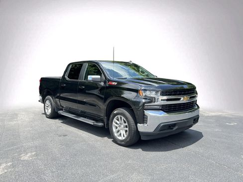 Used 2021 Chevrolet Silverado 1500 LT w/ Z71 Off-Road Package AWD/4WD image 2