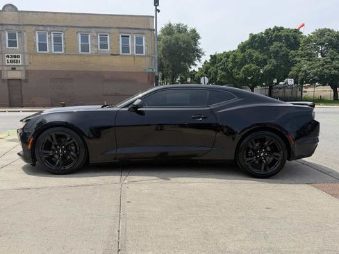 Used 2019 Chevrolet Camaro LT w/ RS Package RWD image 8