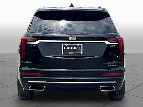 Used 2025 Cadillac XT6 Premium Luxury w/ Technology Package FWD image 4