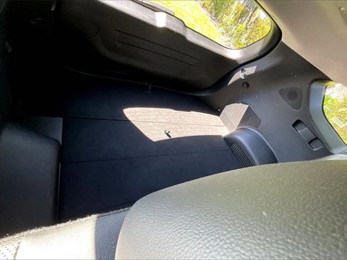 Used 2023 Hyundai Santa Fe Limited image 17