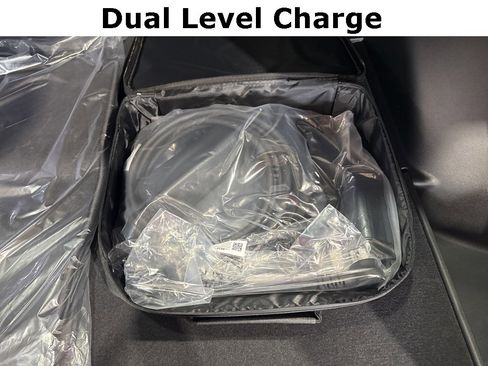 New 2025 Chevrolet Equinox EV RS w/ Convenience Package II image 5