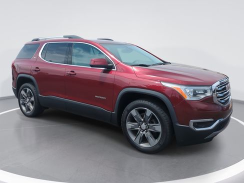 Used 2018 GMC Acadia SLT FWD image 2