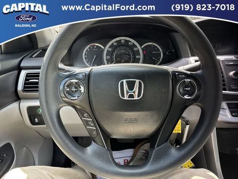 Used 2014 Honda Accord LX image 31