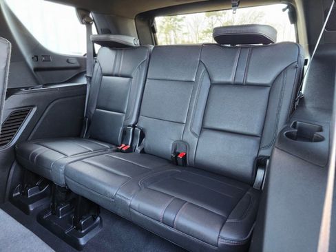 Used 2023 Chevrolet Tahoe RST AWD/4WD image 15