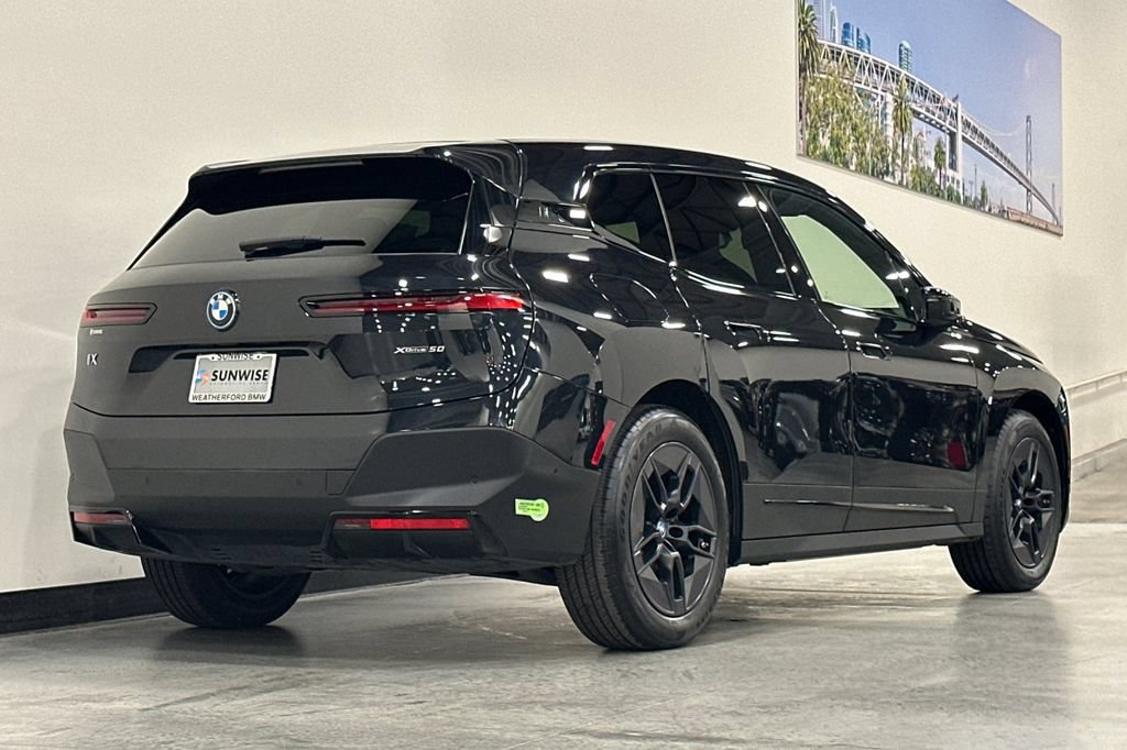 Certified 2024 BMW iX xDrive50 AWD/4WD image 4