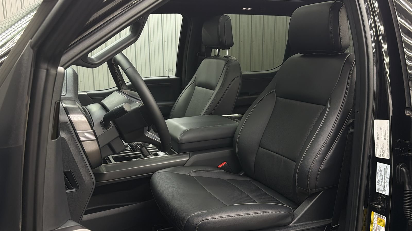 Used 2026 Ford F150 Lariat AWD/4WD image 32
