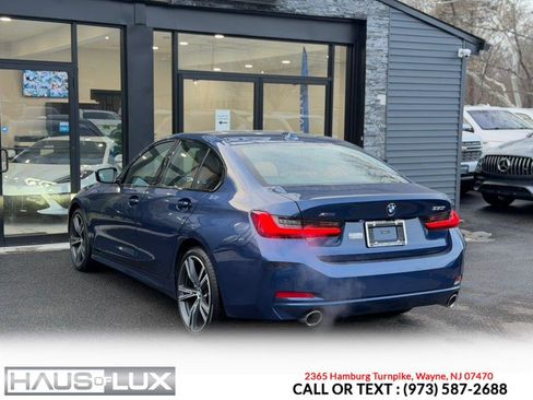 Used 2023 BMW 330i xDrive Sedan w/ Premium Package image 18