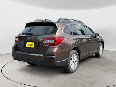 Used 2019 Subaru Outback 2.5i Premium w/ Popular Package #2 AWD/4WD image 5