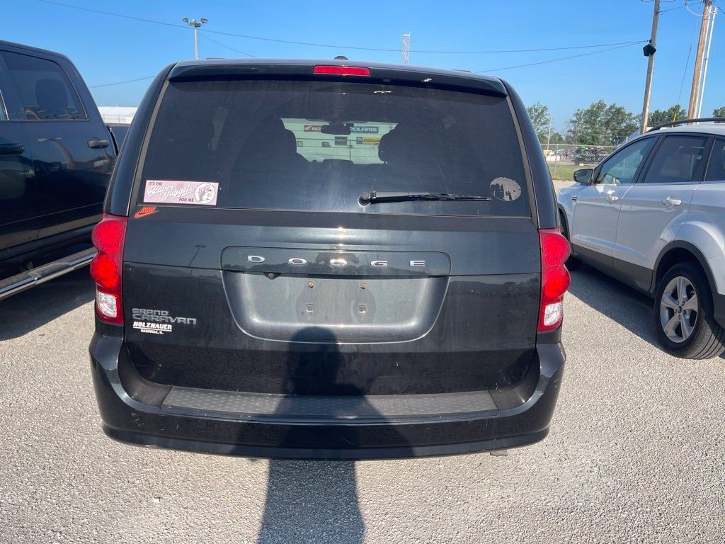Used 2020 Dodge Grand Caravan SE FWD image 8