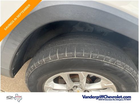 Used 2019 Chevrolet Traverse LT AWD/4WD image 6