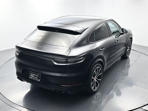 Certified 2022 Porsche Cayenne Turbo image 38