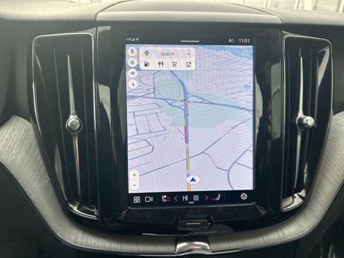 Certified 2025 Volvo XC60 B5 Plus image 22