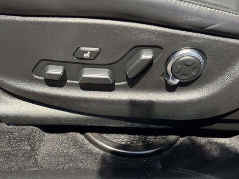 Used 2024 Genesis GV80 3.5T Advanced w/ Winter Weather Package AWD/4WD image 16