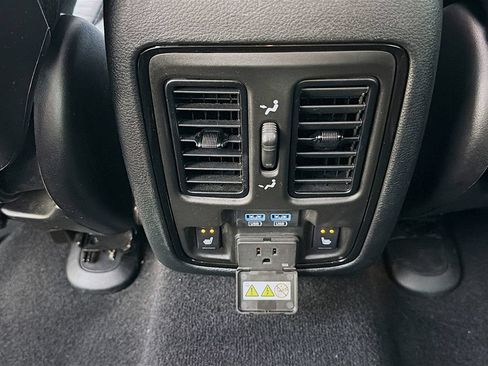 Used 2025 Dodge Durango R/T w/ Blacktop Package AWD/4WD image 32